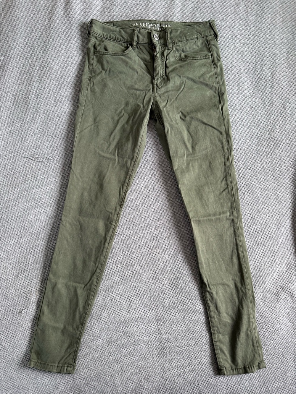 American Eagle Outfitters Olive Hi-Rise Jegging